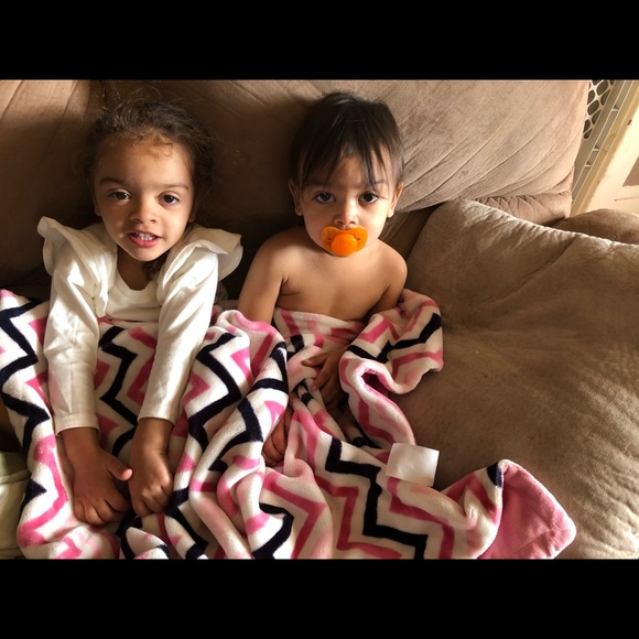 Meet your Posher, Sandra - Picture 3 of 4